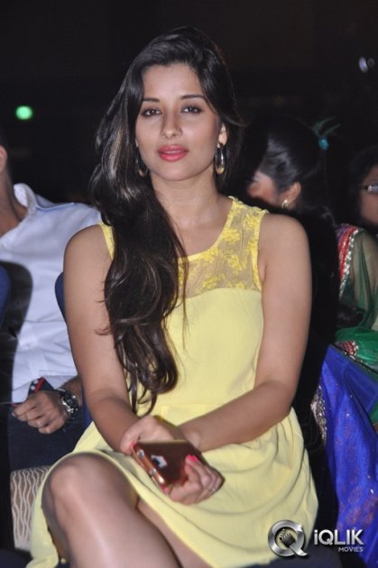 Madhurima-at-Love-You-Bangaram-Audio-Launch